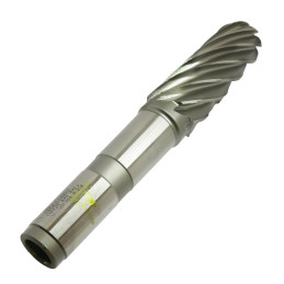 (S22) CM 42R D40...
